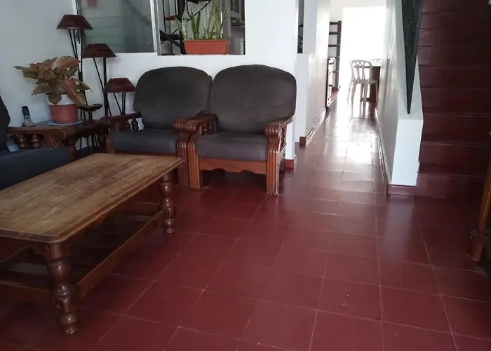 Santa Barbara'S Santo Domingo'S Cozy Home