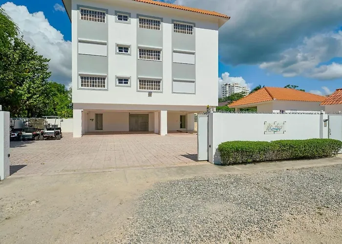Beachside Getaway 3Br Pool 5Min Walk To Beach Wi-Fi